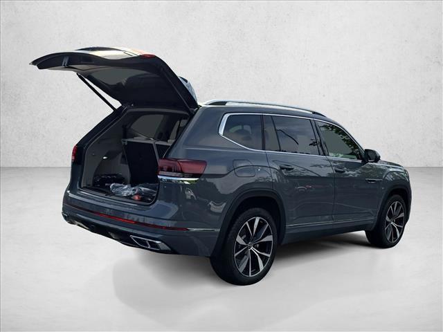 new 2026 Volkswagen Atlas car, priced at $53,262