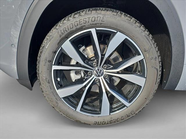 new 2026 Volkswagen Atlas car, priced at $53,262