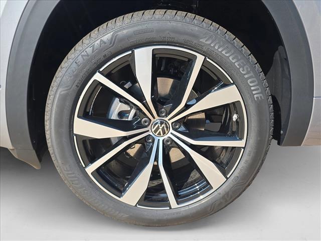 new 2026 Volkswagen Atlas car, priced at $52,899