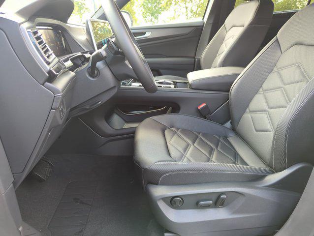 new 2026 Volkswagen Atlas Cross Sport car, priced at $41,161