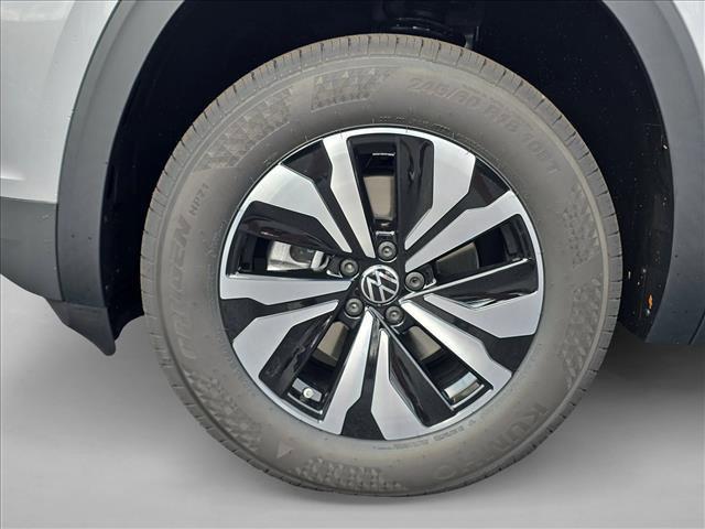 new 2026 Volkswagen Atlas car, priced at $39,931