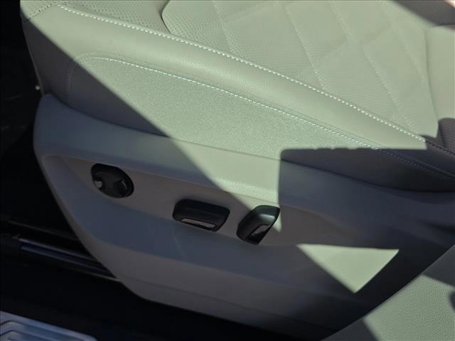 new 2026 Volkswagen Atlas car, priced at $43,039