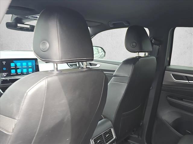 used 2024 Volkswagen Atlas Cross Sport car, priced at $25,900