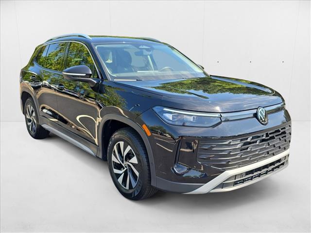 new 2025 Volkswagen Tiguan car, priced at $25,194