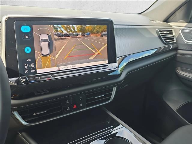 new 2026 Volkswagen Atlas Cross Sport car, priced at $52,261