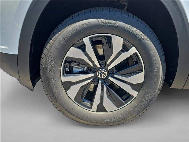 new 2026 Volkswagen Atlas Cross Sport car, priced at $37,520