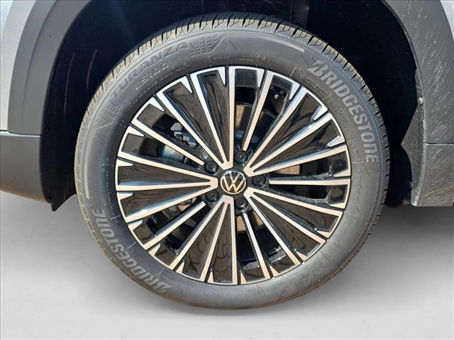 new 2025 Volkswagen Taos car, priced at $27,307