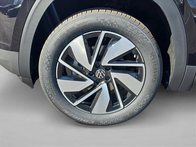 new 2026 Volkswagen Atlas car, priced at $43,491