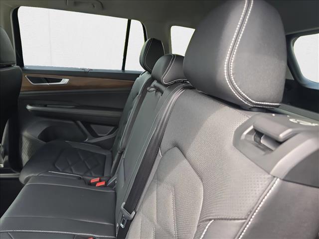 new 2026 Volkswagen Atlas car, priced at $42,082