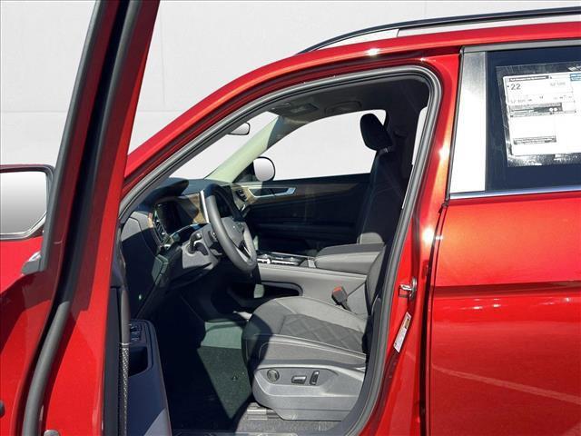 new 2025 Volkswagen Atlas car, priced at $40,739