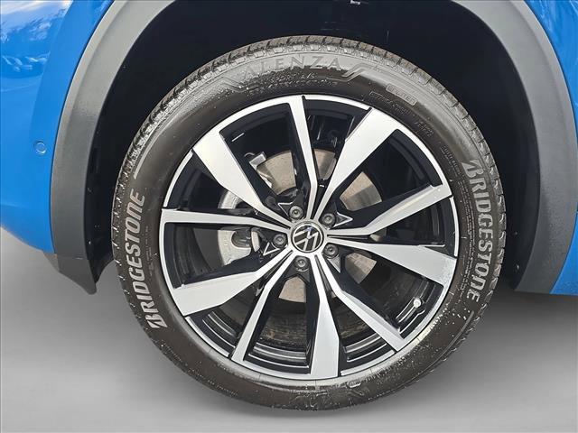 new 2026 Volkswagen Atlas car, priced at $52,301