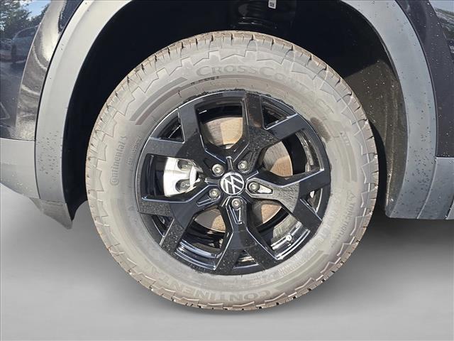 new 2026 Volkswagen Atlas car, priced at $46,471
