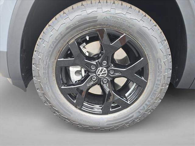 new 2026 Volkswagen Atlas car, priced at $47,082