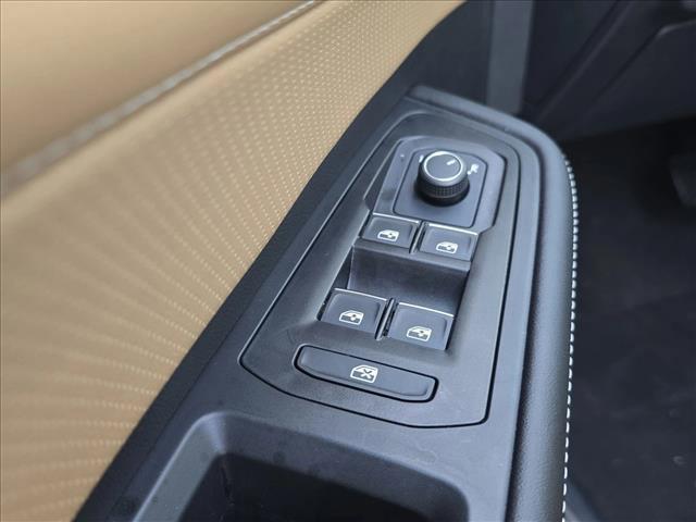 new 2026 Volkswagen Atlas Cross Sport car, priced at $43,346