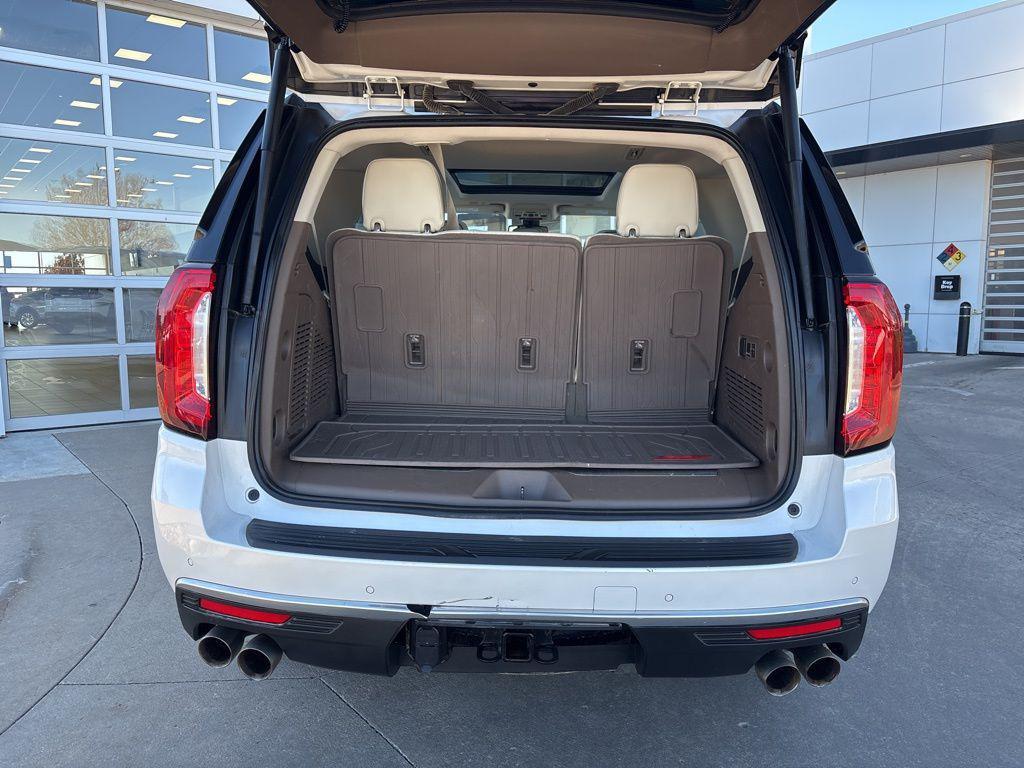 used 2022 GMC Yukon car, priced at $46,594