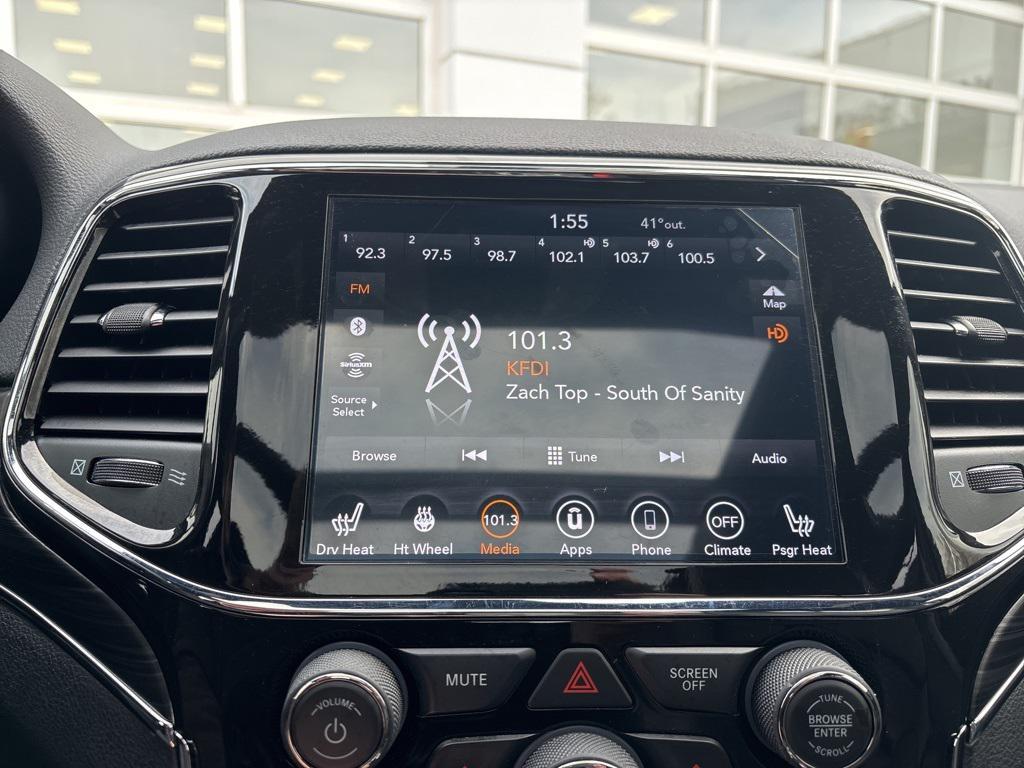 used 2022 Jeep Grand Cherokee car, priced at $29,784