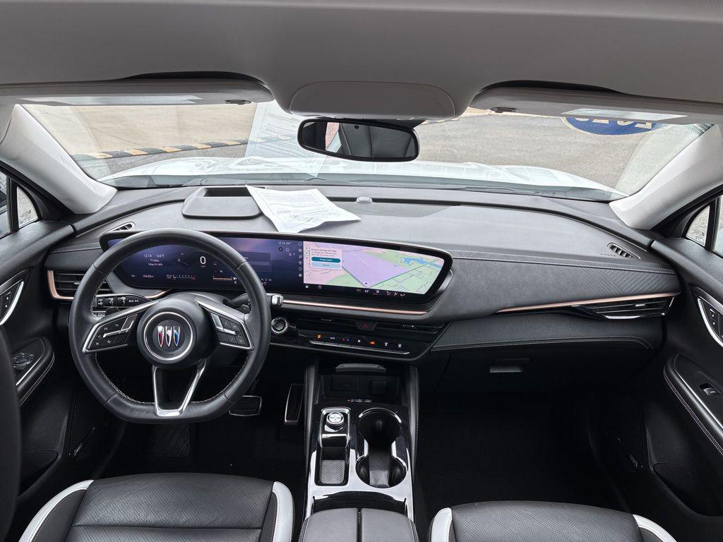 used 2025 Buick Envision car, priced at $33,998