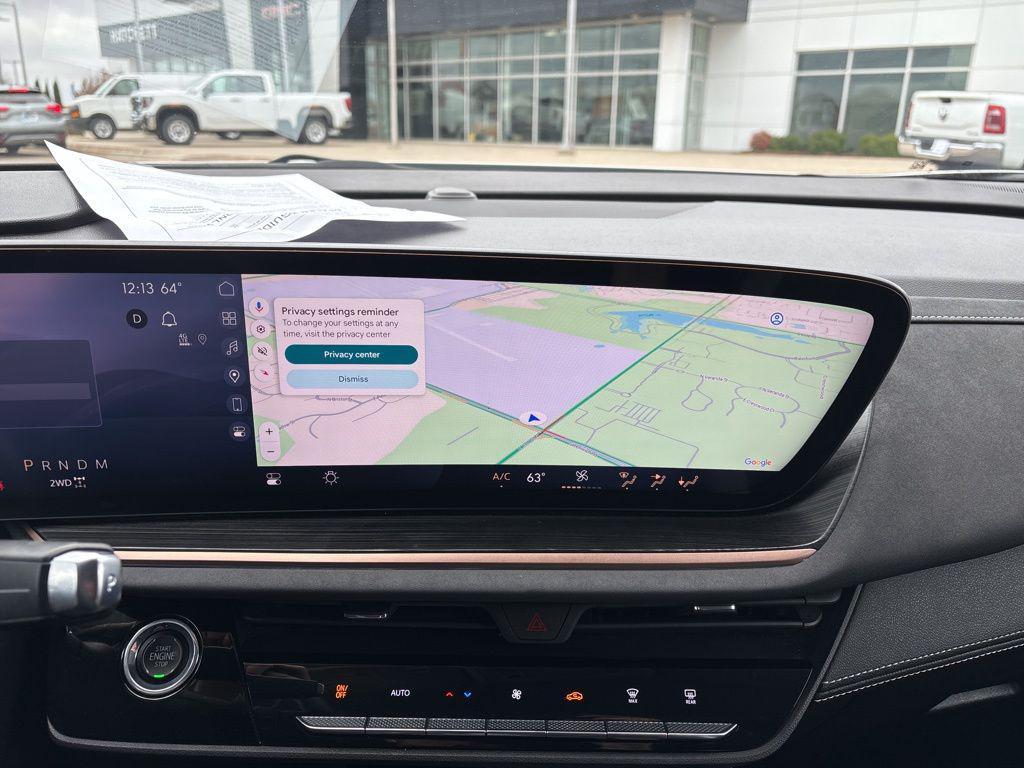 used 2025 Buick Envision car, priced at $33,998