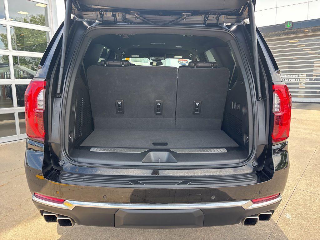 used 2025 GMC Yukon car, priced at $77,841