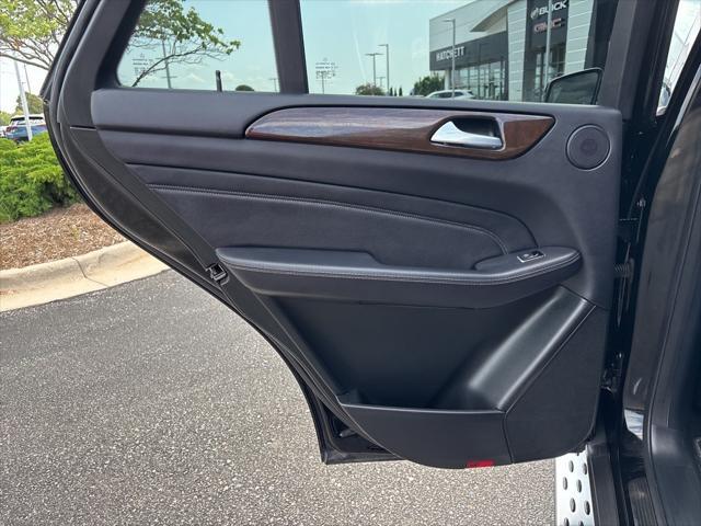 2015 Black Mercedes-Benz M-Class