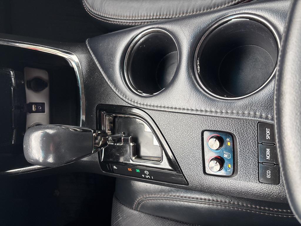 used 2015 Toyota Avalon car, priced at $19,366