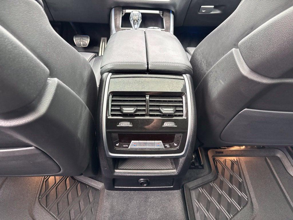 BMW X5 view 30