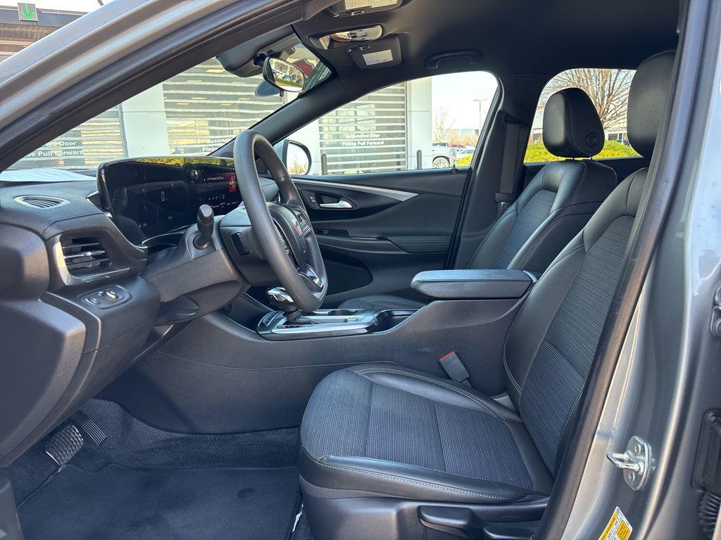 used 2024 Buick Envista car, priced at $23,697