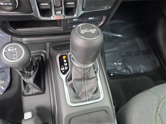 new 2025 Jeep Wrangler car, priced at $39,695