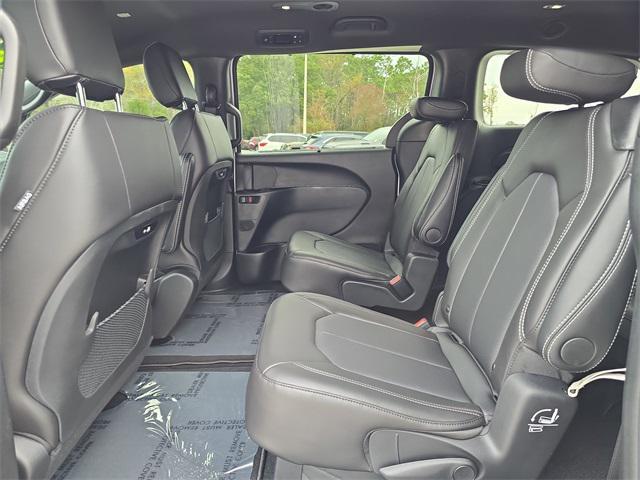 new 2026 Chrysler Pacifica car, priced at $37,962
