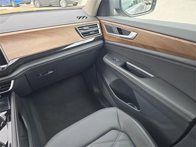 used 2025 Volkswagen Atlas car, priced at $29,773