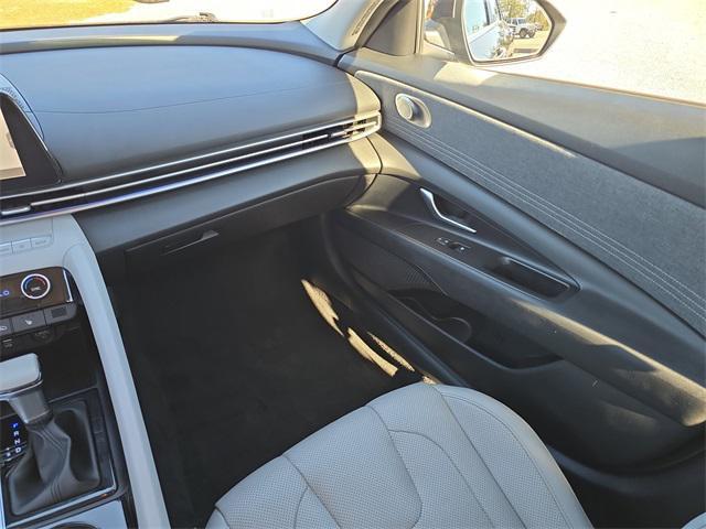 used 2023 Hyundai Elantra car, priced at $18,036