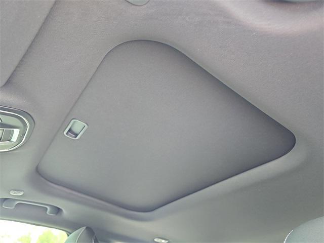 new 2025 Jeep Grand Cherokee car, priced at $33,092