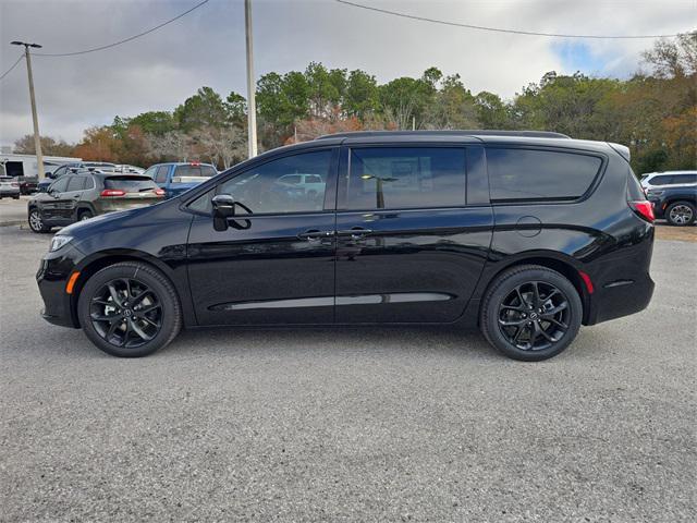 new 2026 Chrysler Pacifica car, priced at $46,550