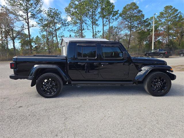 used 2025 Jeep Gladiator car, priced at $37,269