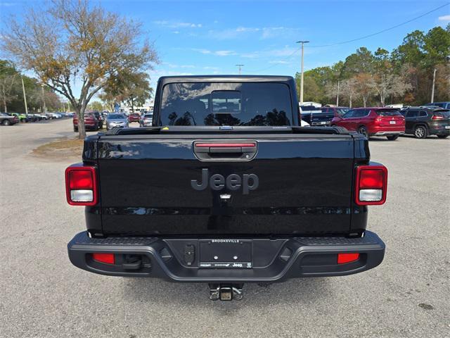 used 2025 Jeep Gladiator car, priced at $37,269