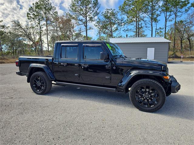 used 2025 Jeep Gladiator car, priced at $37,269