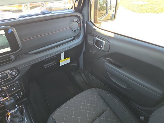 new 2026 Jeep Gladiator car, priced at $51,574