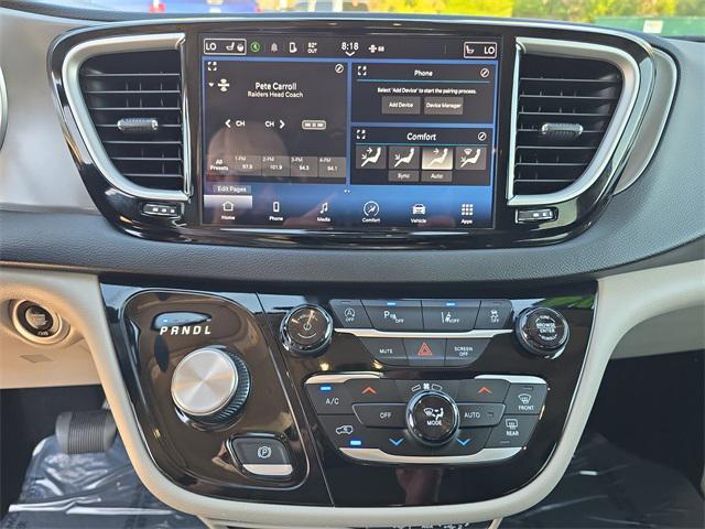 used 2024 Chrysler Pacifica car, priced at $27,431