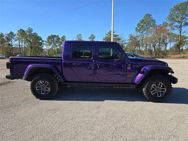 new 2026 Jeep Gladiator car, priced at $55,006