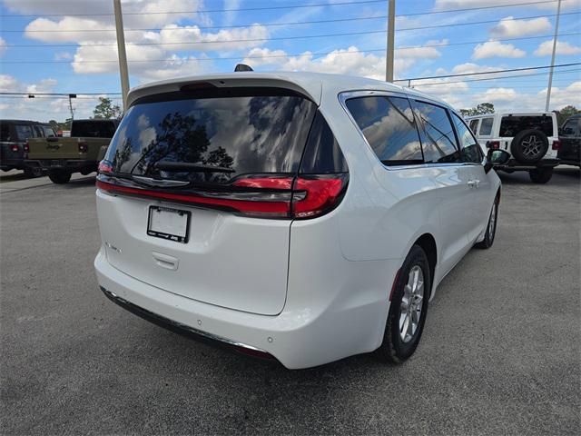 used 2024 Chrysler Pacifica car, priced at $30,331