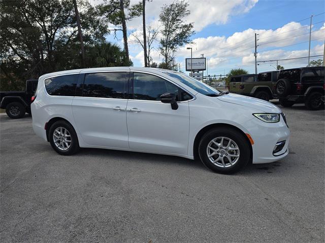 used 2024 Chrysler Pacifica car, priced at $30,331