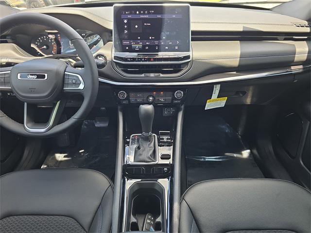 new 2025 Jeep Compass car, priced at $23,337