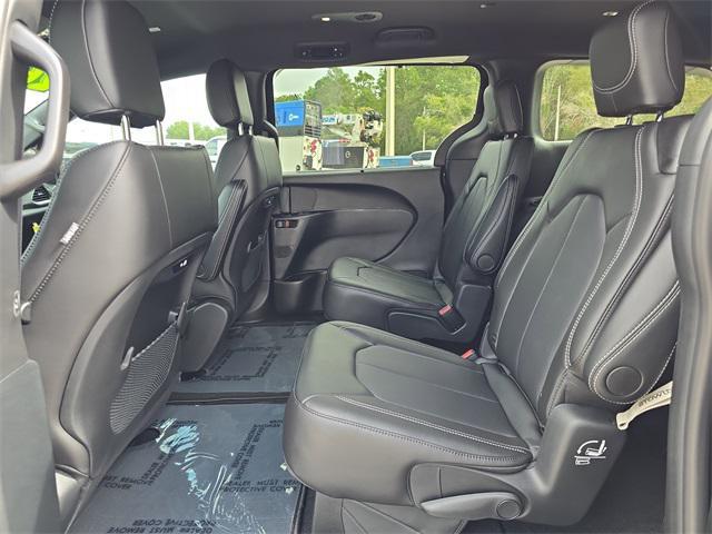 new 2026 Chrysler Pacifica car, priced at $37,028