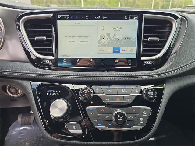 new 2026 Chrysler Pacifica car, priced at $37,028