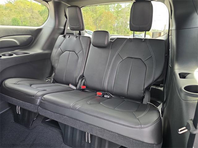 new 2026 Chrysler Pacifica car, priced at $37,028