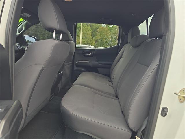2018 Super White Toyota Tacoma