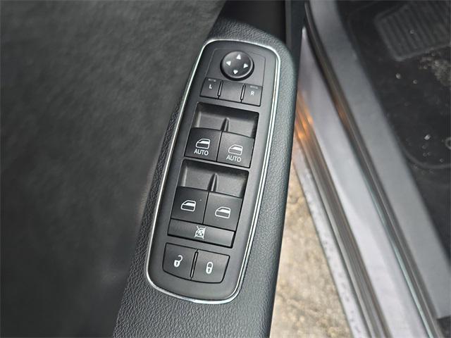 used 2019 Chrysler 300 car, priced at $19,043