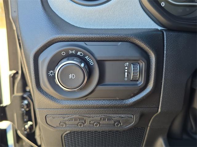 new 2026 Jeep Wrangler car, priced at $48,781