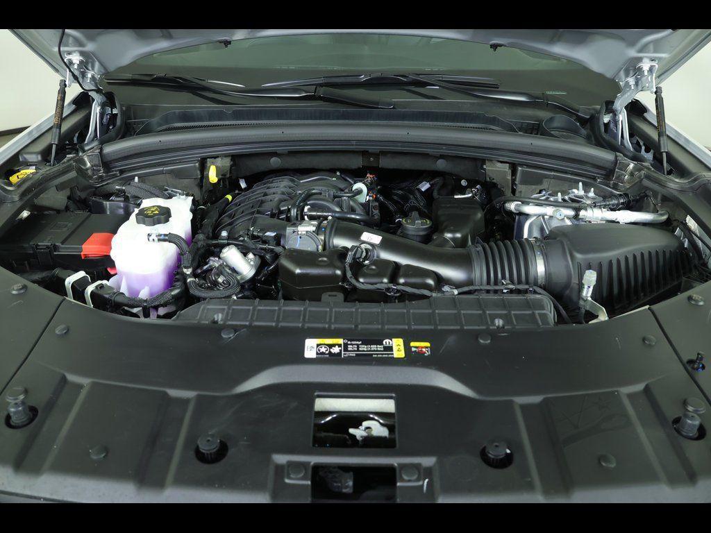 new 2025 Jeep Grand Cherokee car, priced at $37,699