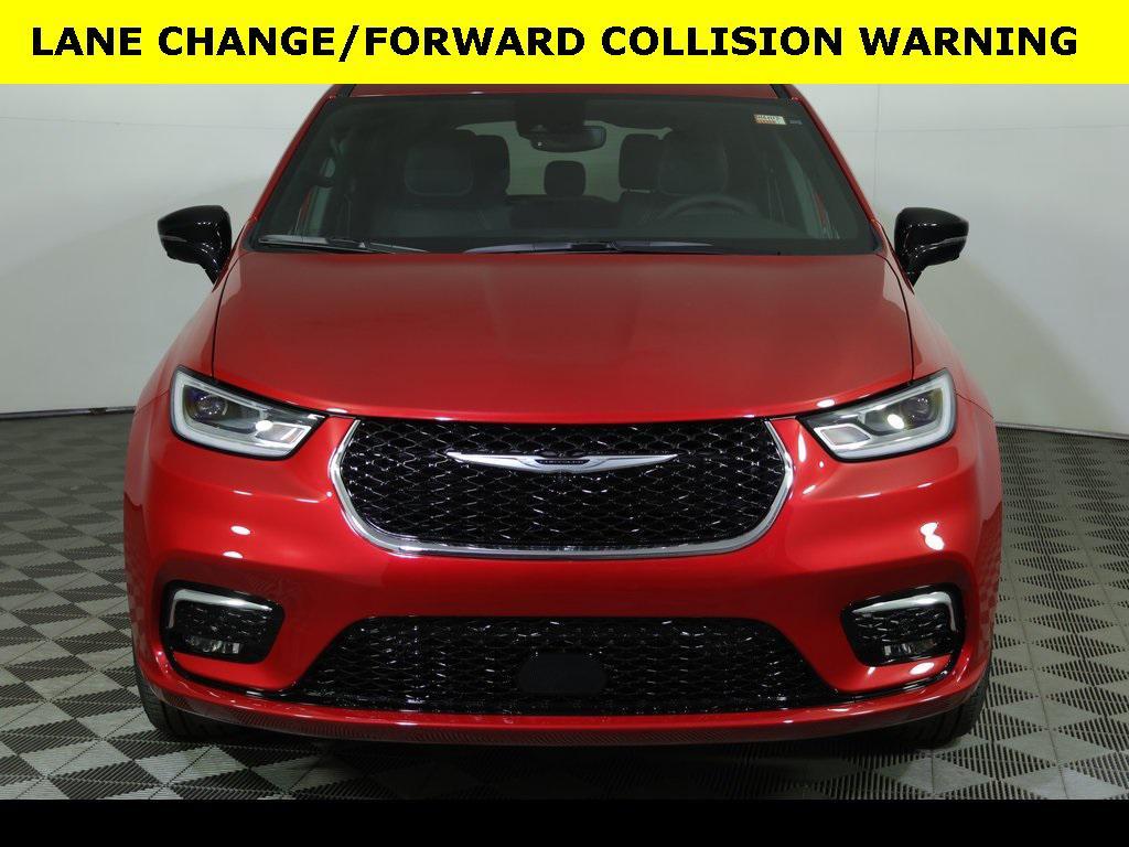 new 2026 Chrysler Pacifica car, priced at $39,410